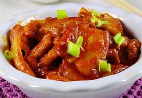 辣白菜炒五花肉