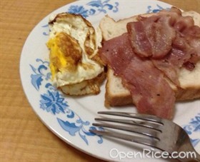 培根煎蛋吐司