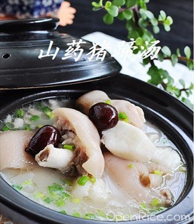 山药猪蹄汤