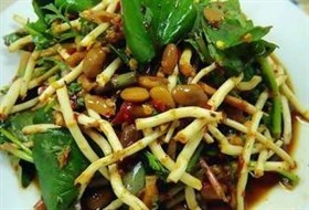 水豆豉拌折耳根