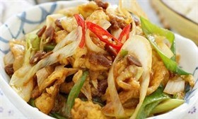 大酱炒鸡蛋