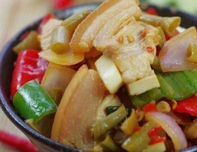 湘式小炒五花肉