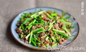 蒜苔炒肉 