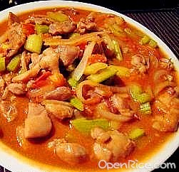 蕃茄西芹炒鸡柳