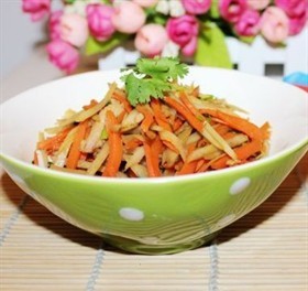牛蒡胡萝卜炒肉丝