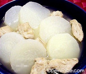 白萝卜炖排骨