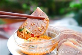 蘸汁牛肉 