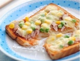 快手电饭煲土司披萨