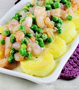 豌豆虾仁烩玉子豆腐