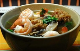 虾仁丸子汤面