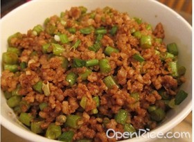 豇豆炒肉糜 