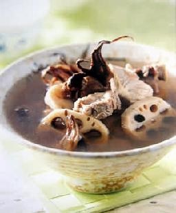 莲藕章鱼煲排骨