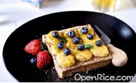 烤香蕉花生吐司 