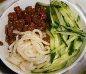 美味炸酱面