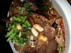 湘阁里辣湘菜馆