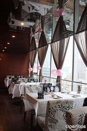 喜鹊环宇美食自助餐
